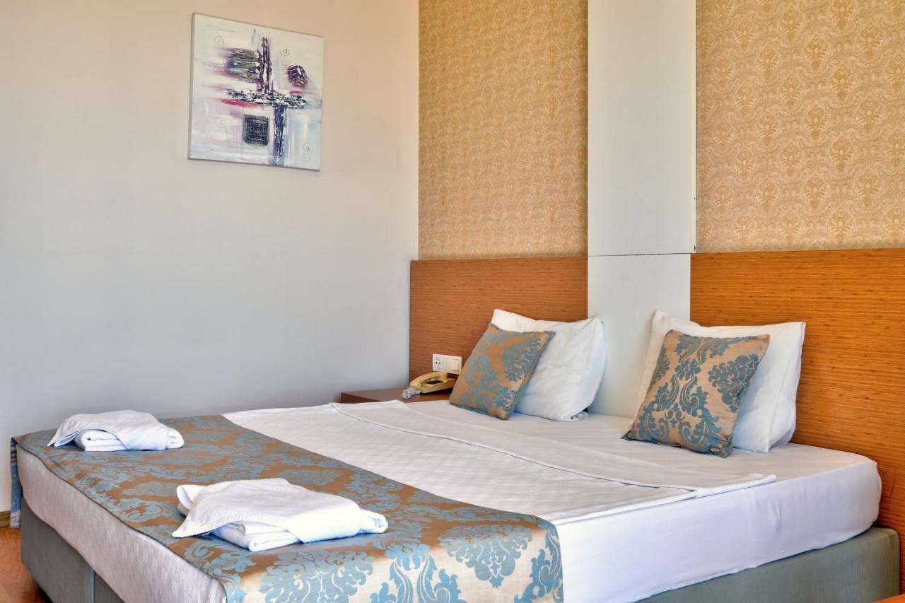 Blue Fish Resort 4*