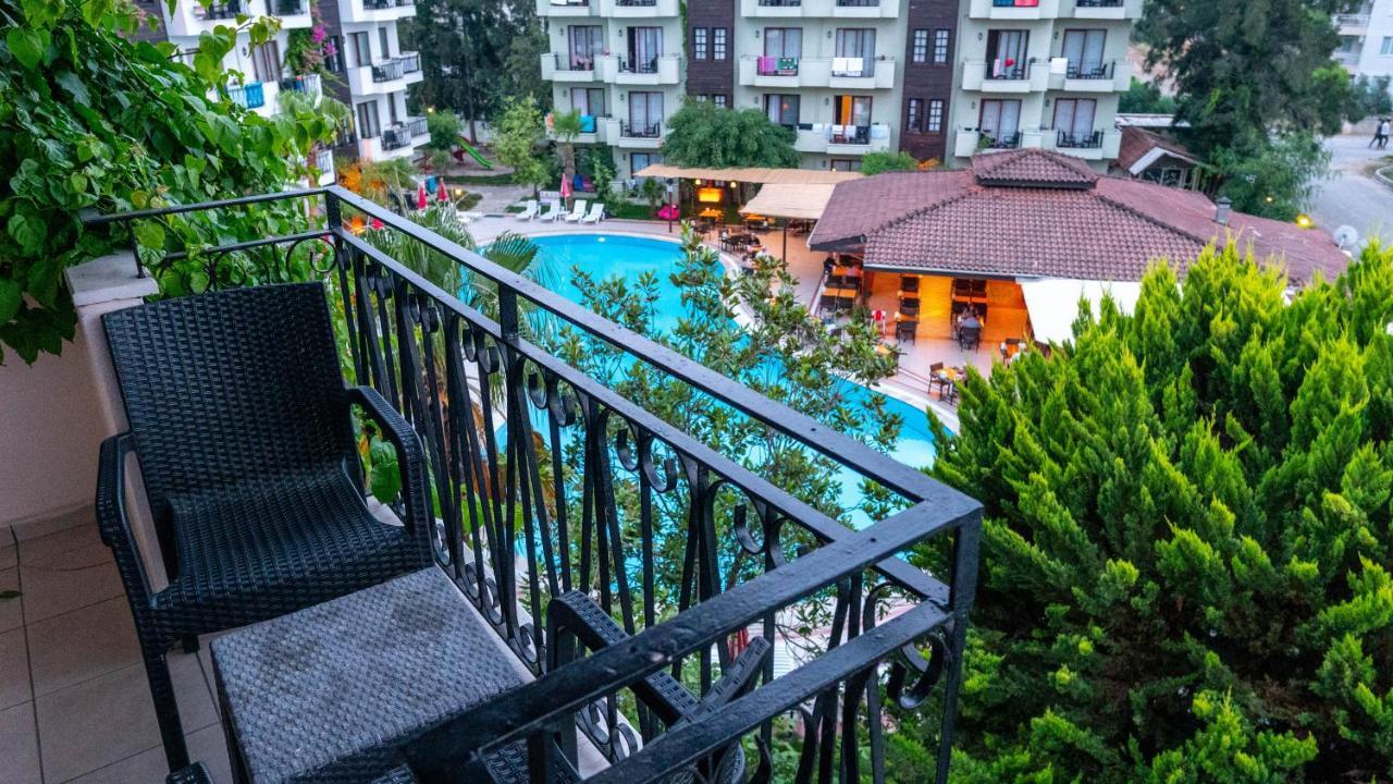 Lemas Aparthotel 3*