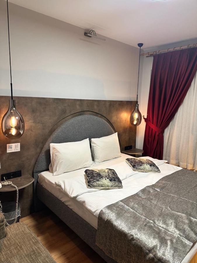 Hotel Corner Hot