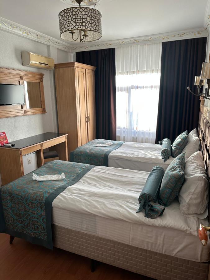 Blue Tuana Old 3*
