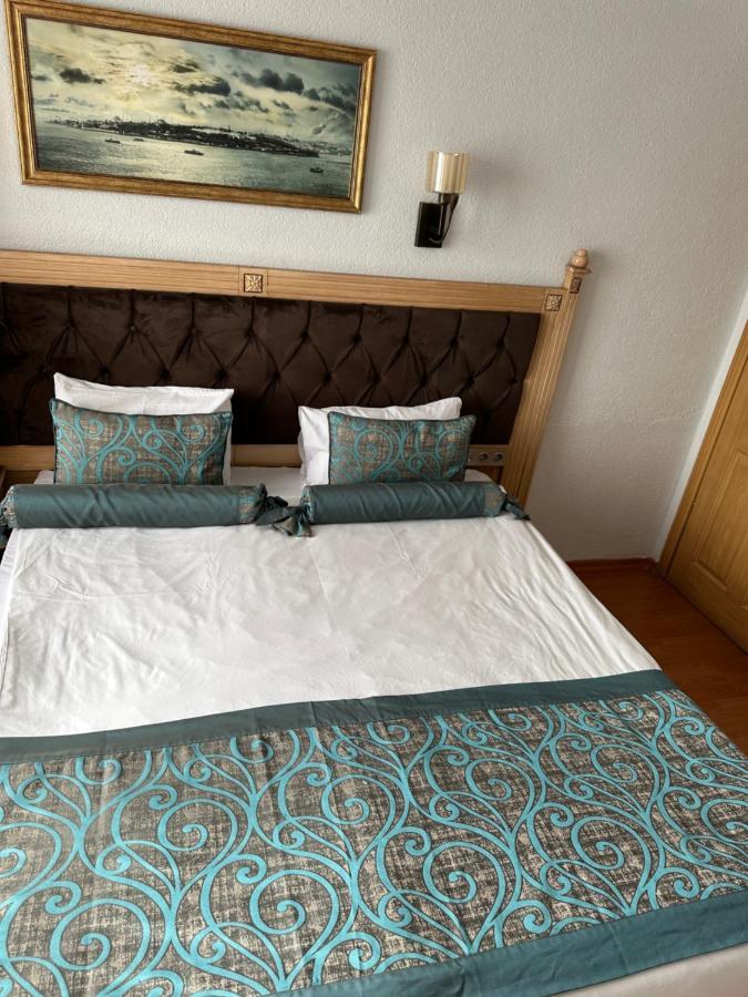 Blue Tuana Old 3*