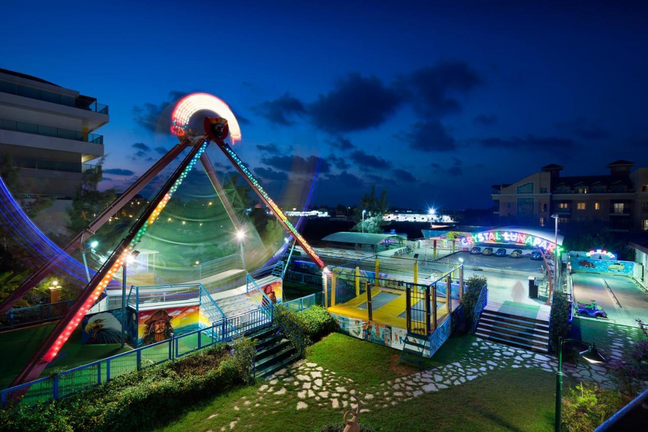 Resort Crystal Paraiso &