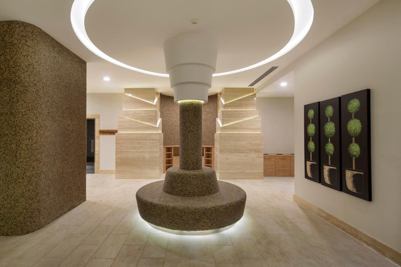 The Sense Deluxe Resort