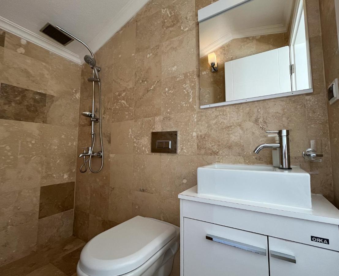 Apollon Apartment