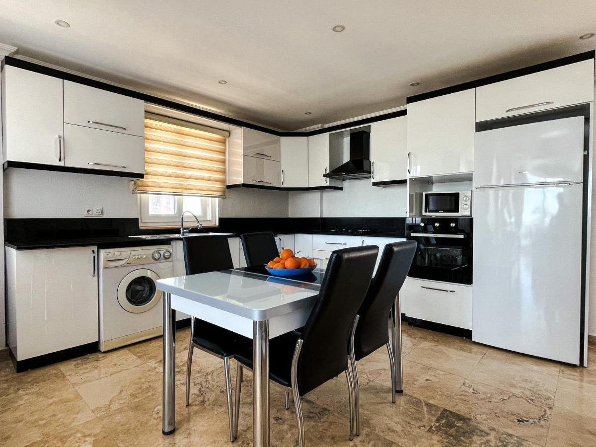 Apollon Apartment