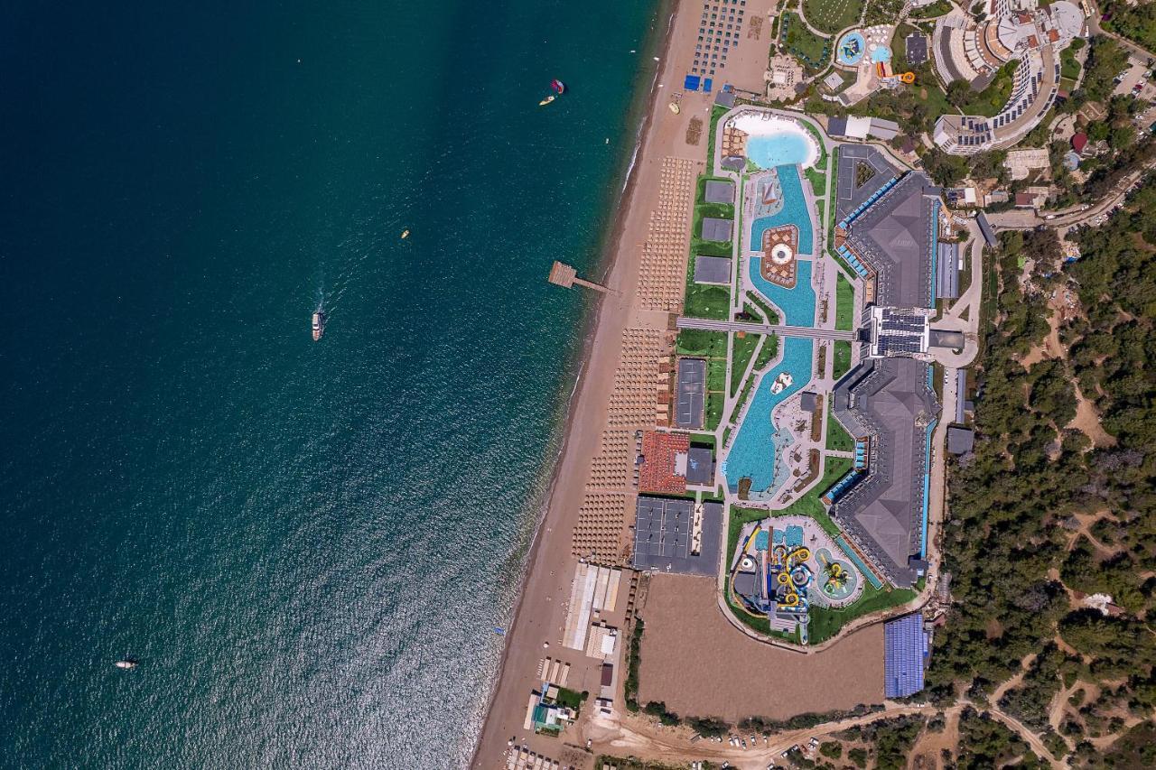 Lago Hotel Resort