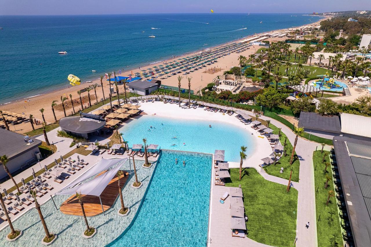Lago Hotel 5*
