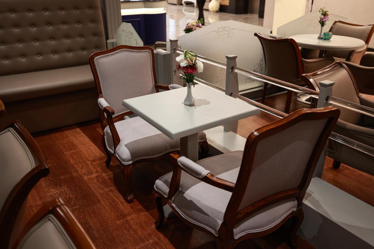 Nova Plaza Orion 4*