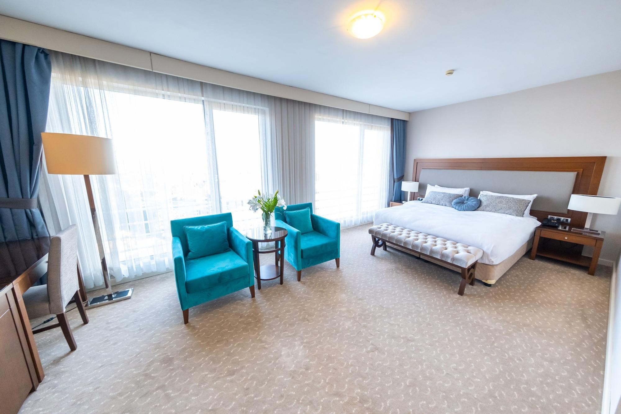 Miracle Airport & 5* Istanbul