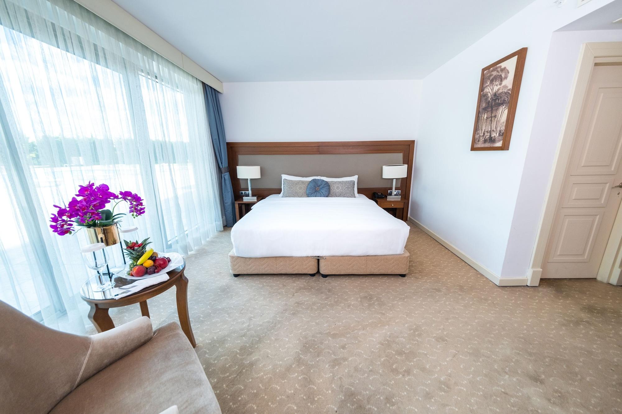 Miracle Airport & Hotel
