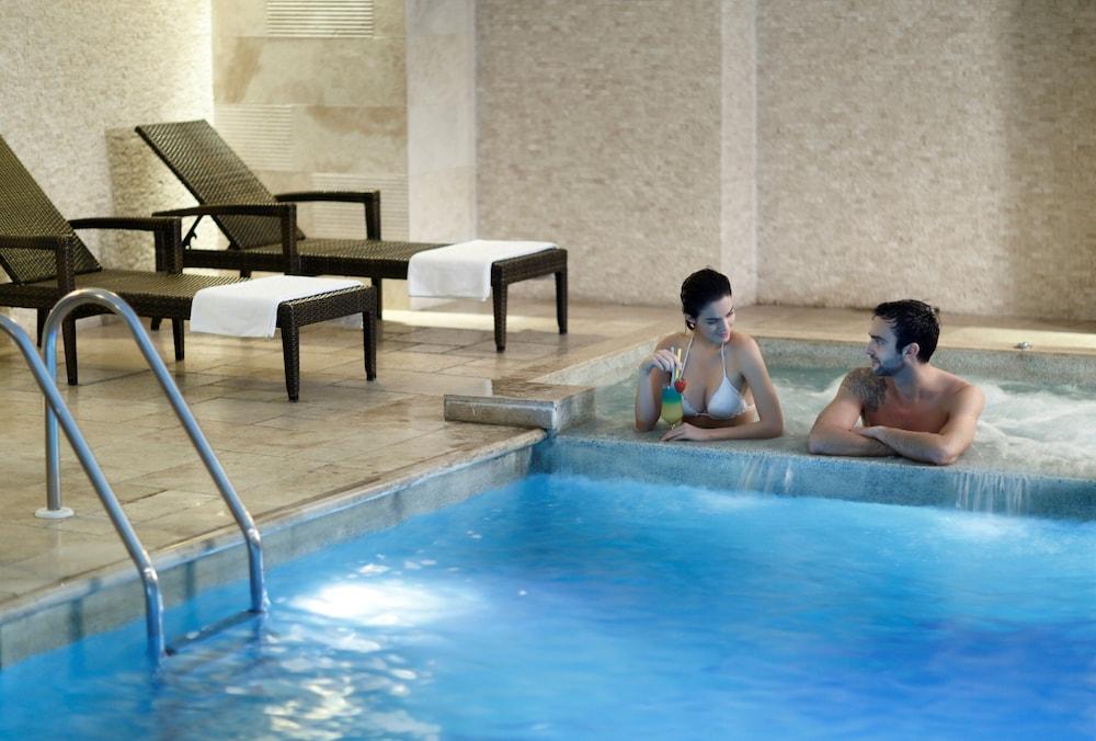 Hotel Darkhill 4*