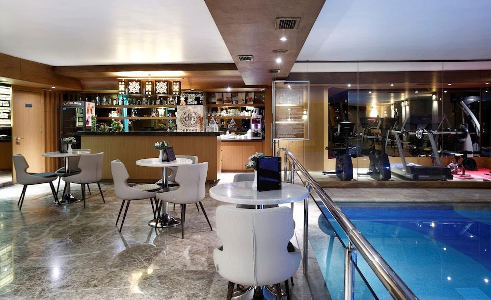 Darkhill Hotel 4*