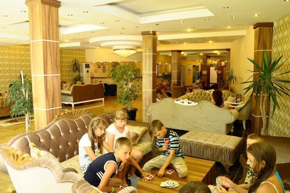 Club Tess Hotel Konakli