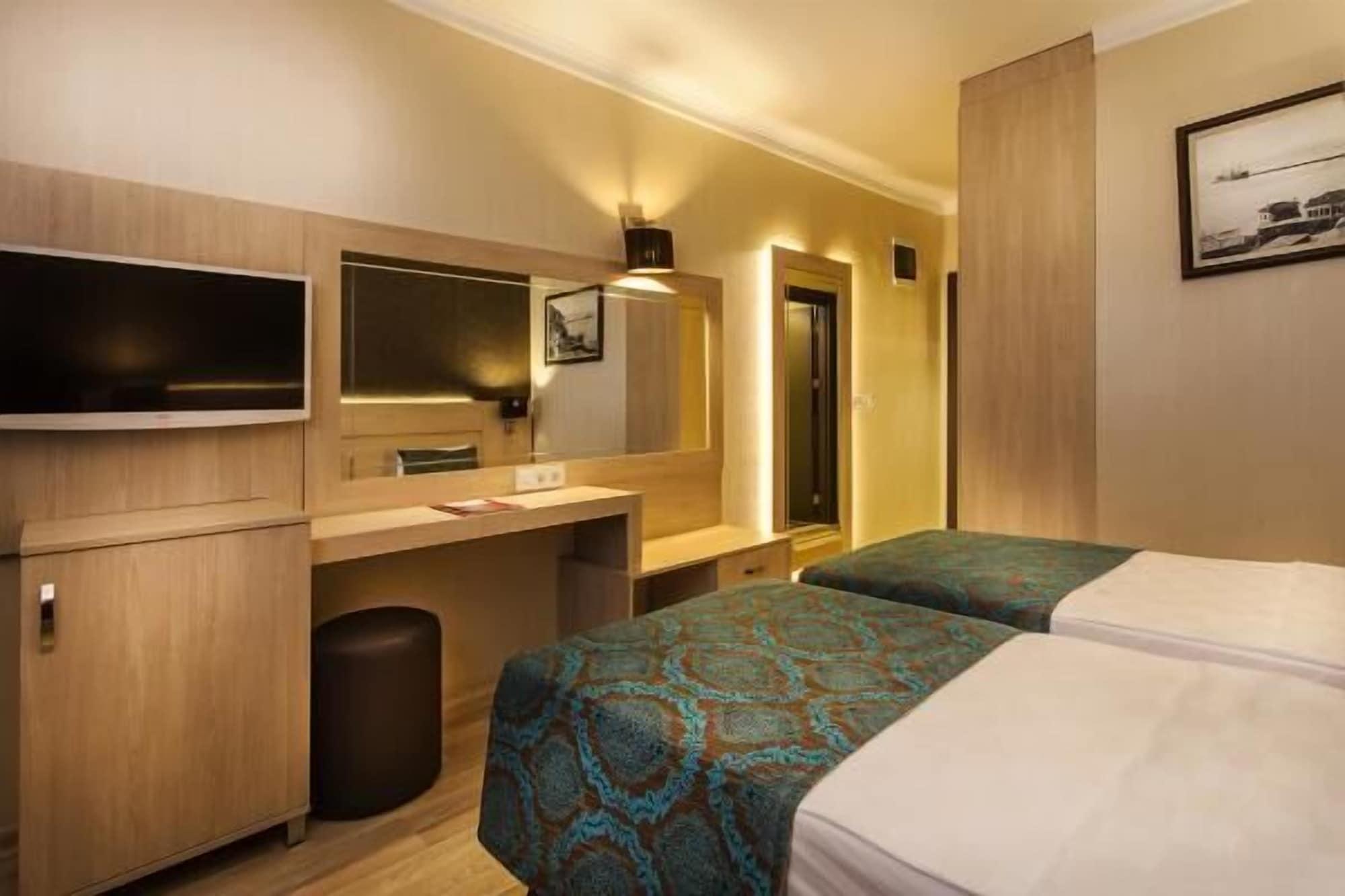 Parador Beach Hotel 3* Alanya