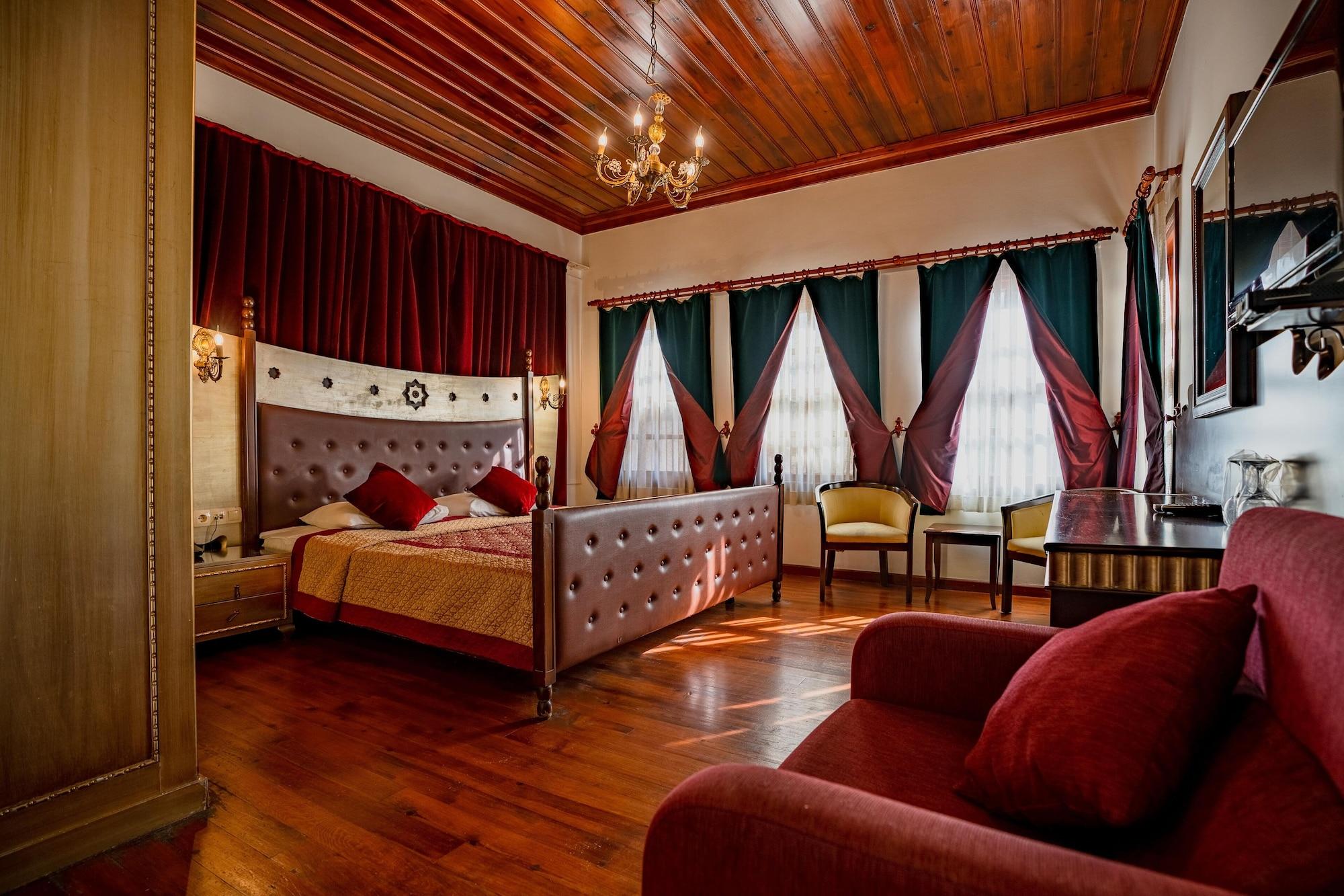 Mediterra Art Hotel 4*