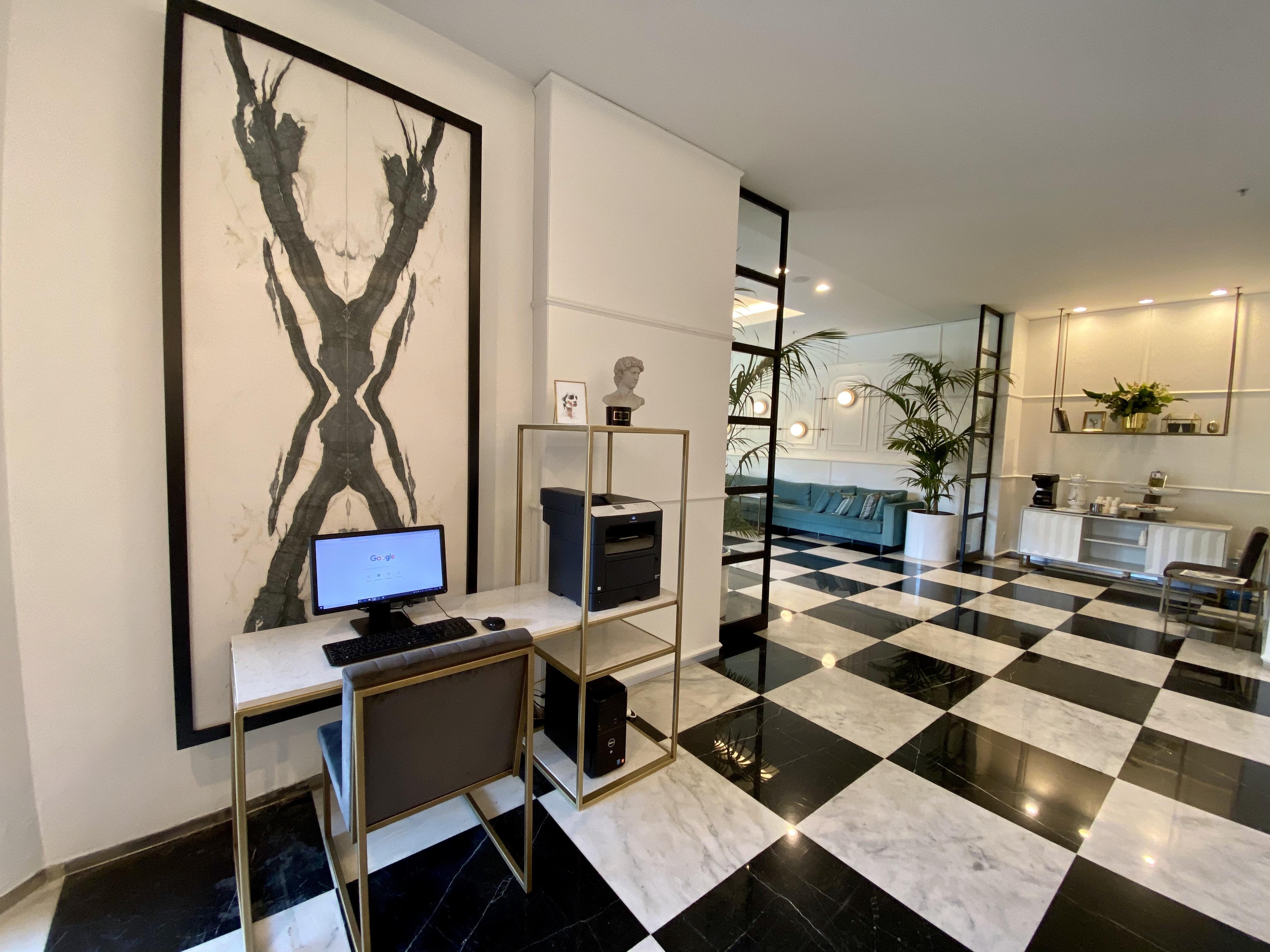 Hotel Akra V 4*