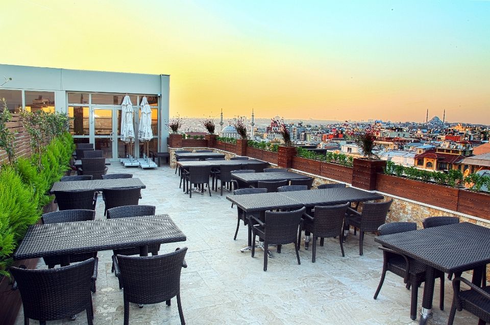 Hotel Darkhill 4*