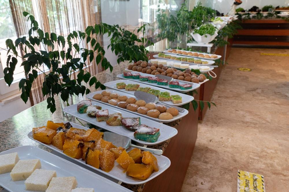 Grand Derin Hotel 4*