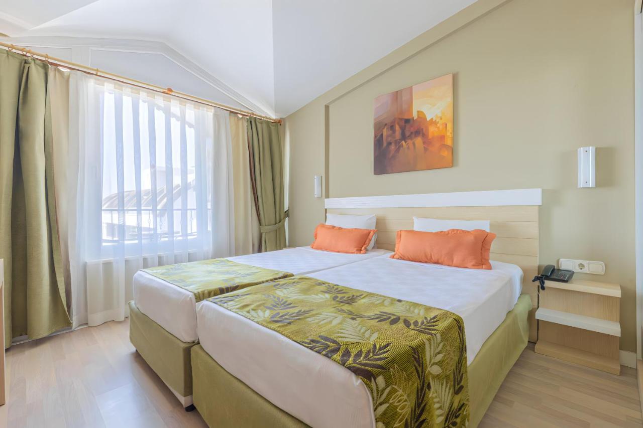 Hotel Akdora Elite & Side