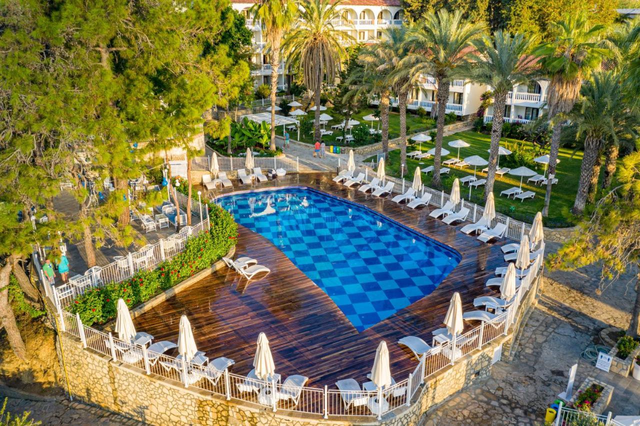 Utopia Club Okurcalar