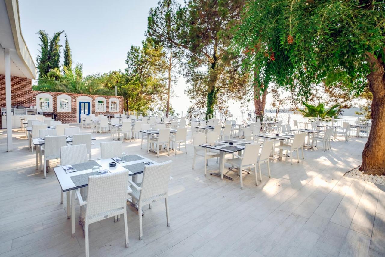 Utopia Club Resort *