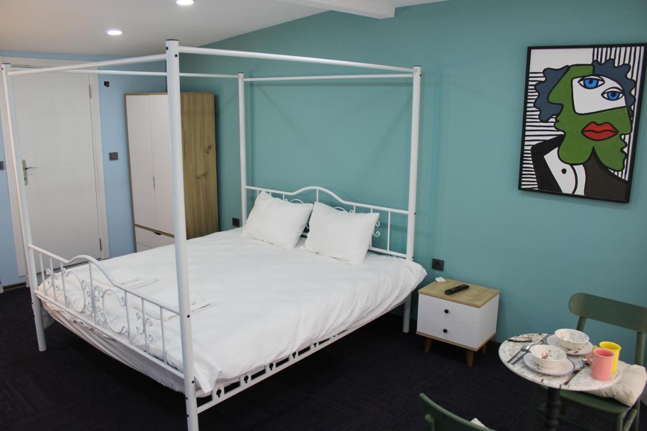 Ueskuedar Hostel *