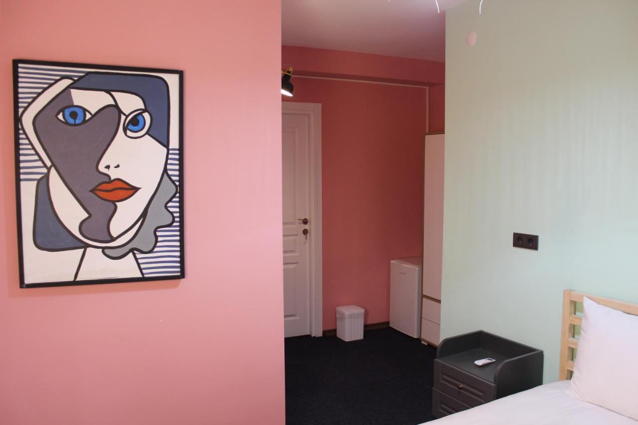 Hostel Ueskuedar