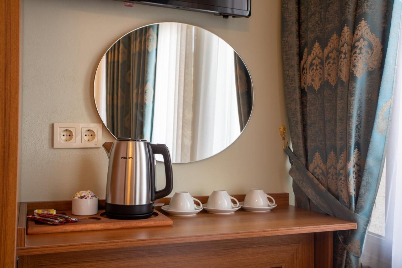 Sayina Hotel