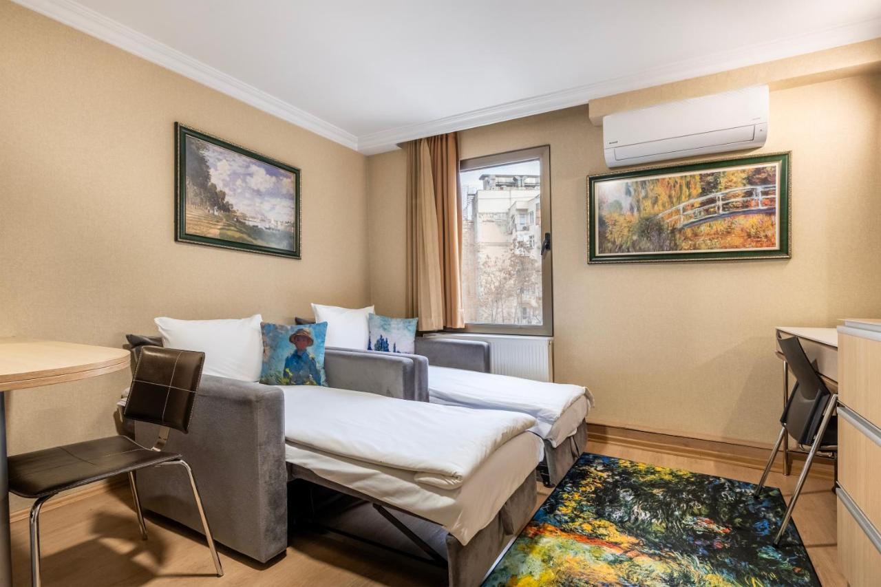Gallery & Nisantasi Hotel 3*