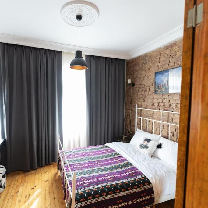 Apartment Beyoglu'nda 4+1 Ferah, Manzarali Tarihi Istanbul