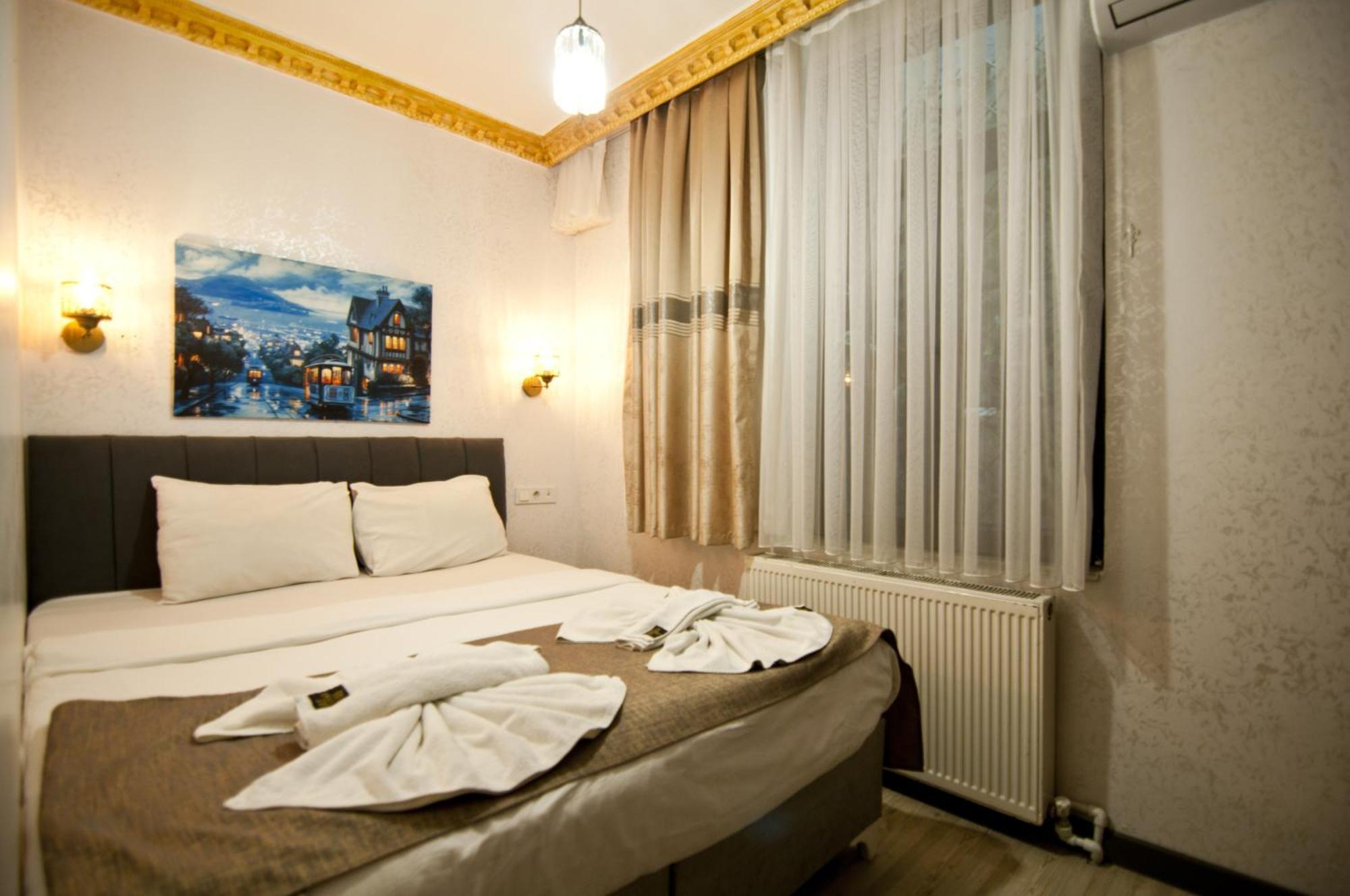 Golden Horn Park 3*
