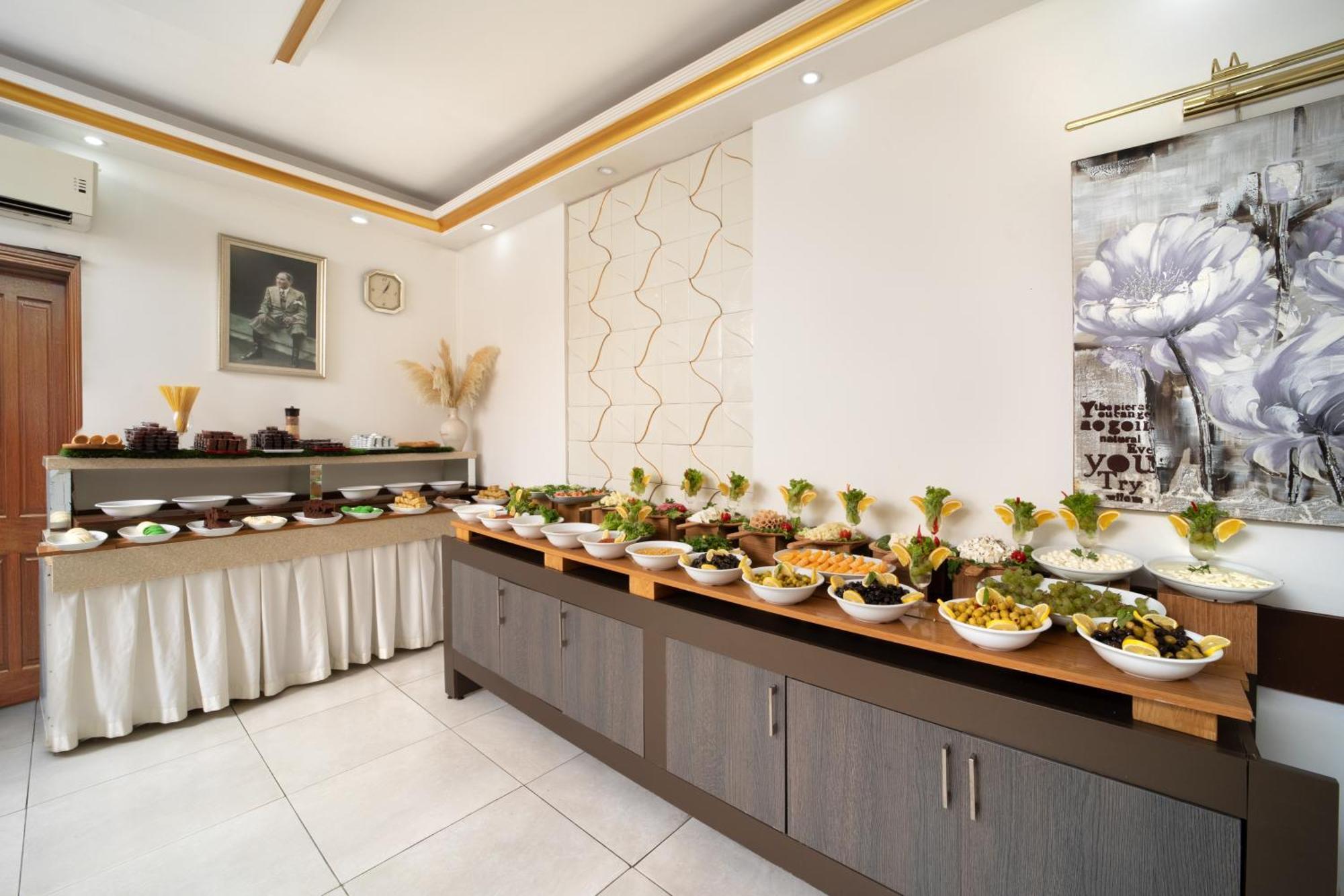 Hotel Elan Pera