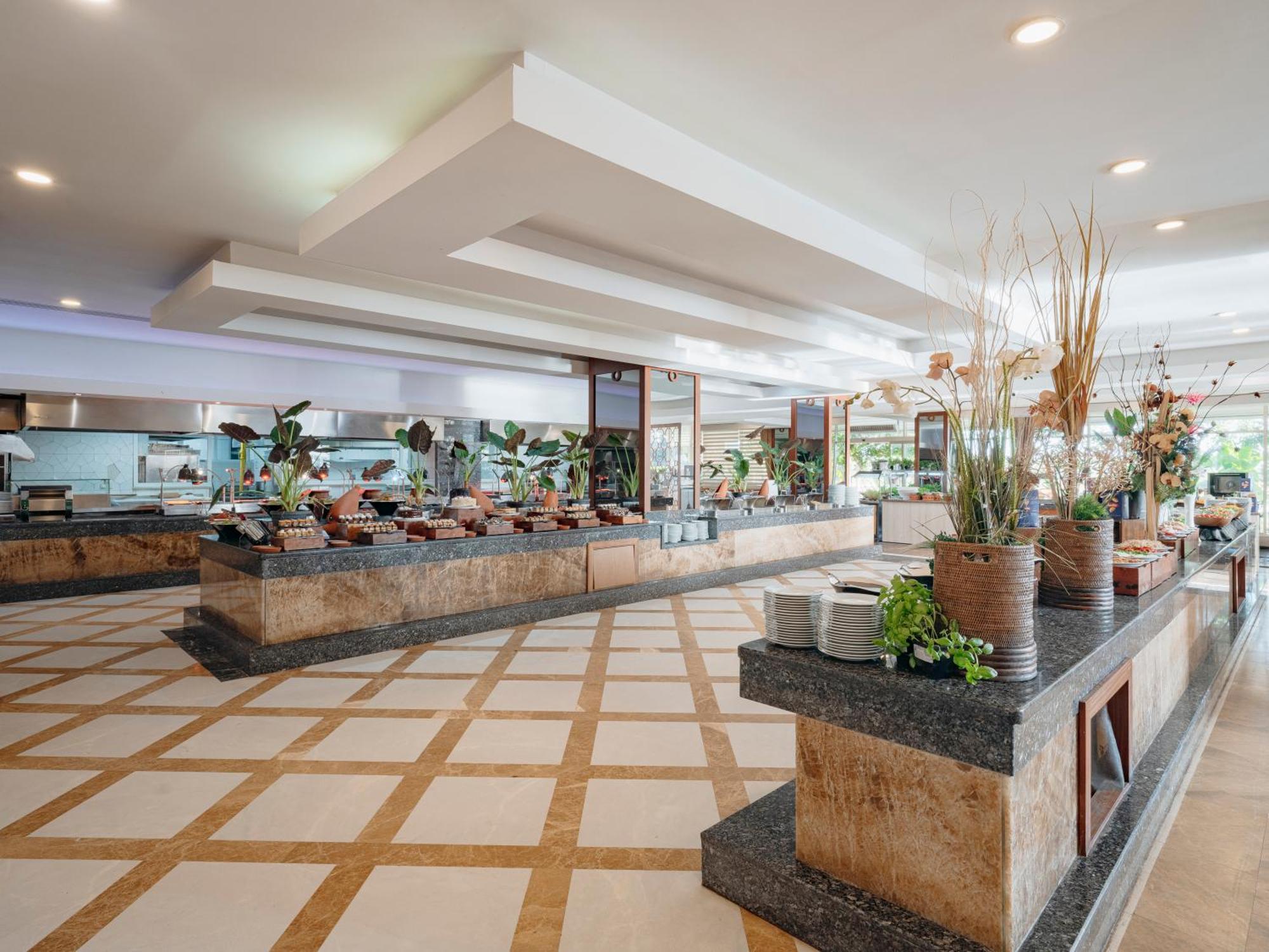 Asteria Bloom Side (adults Only) 5*