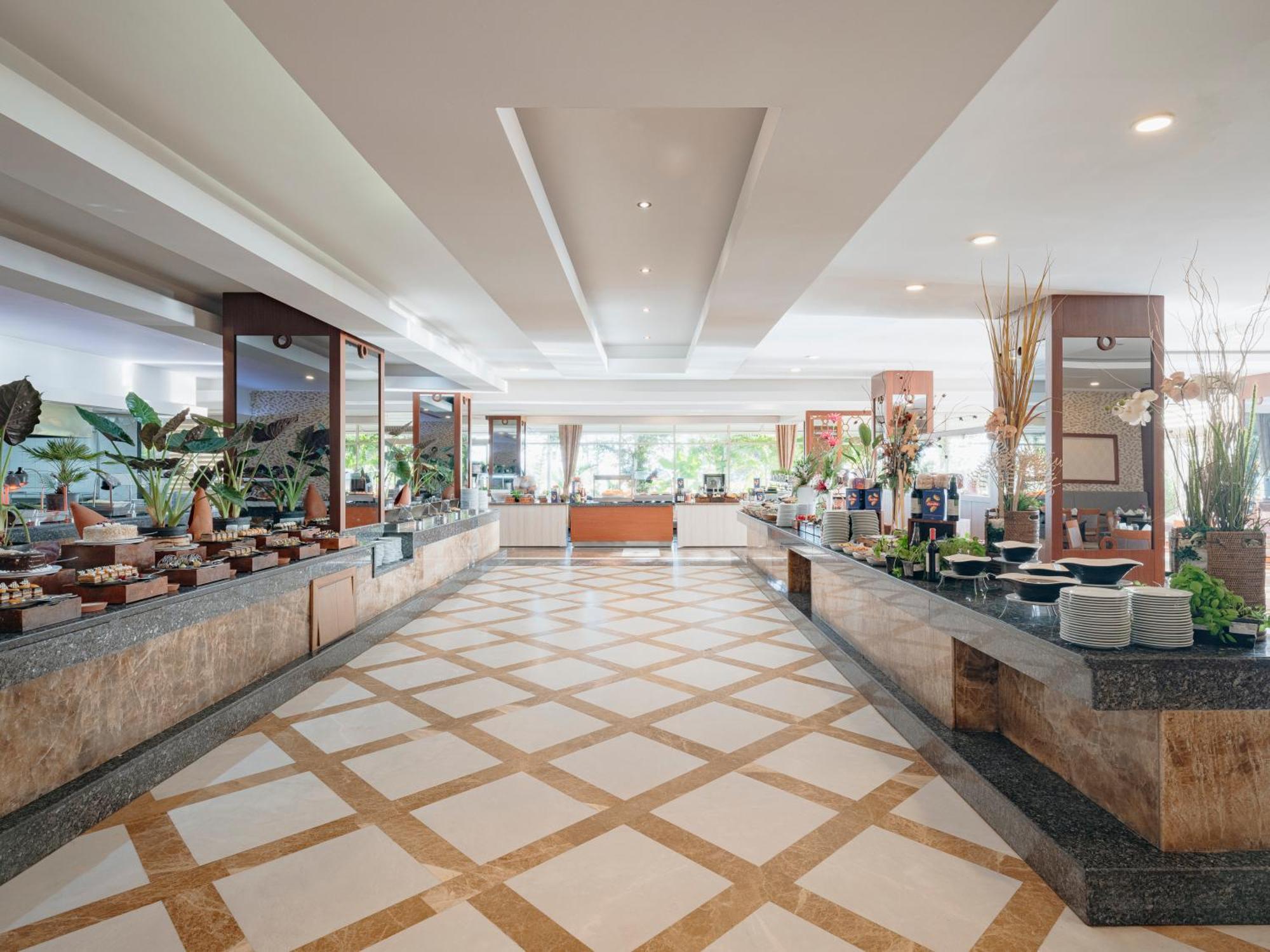 Asteria Bloom Side (adults Only) 5*
