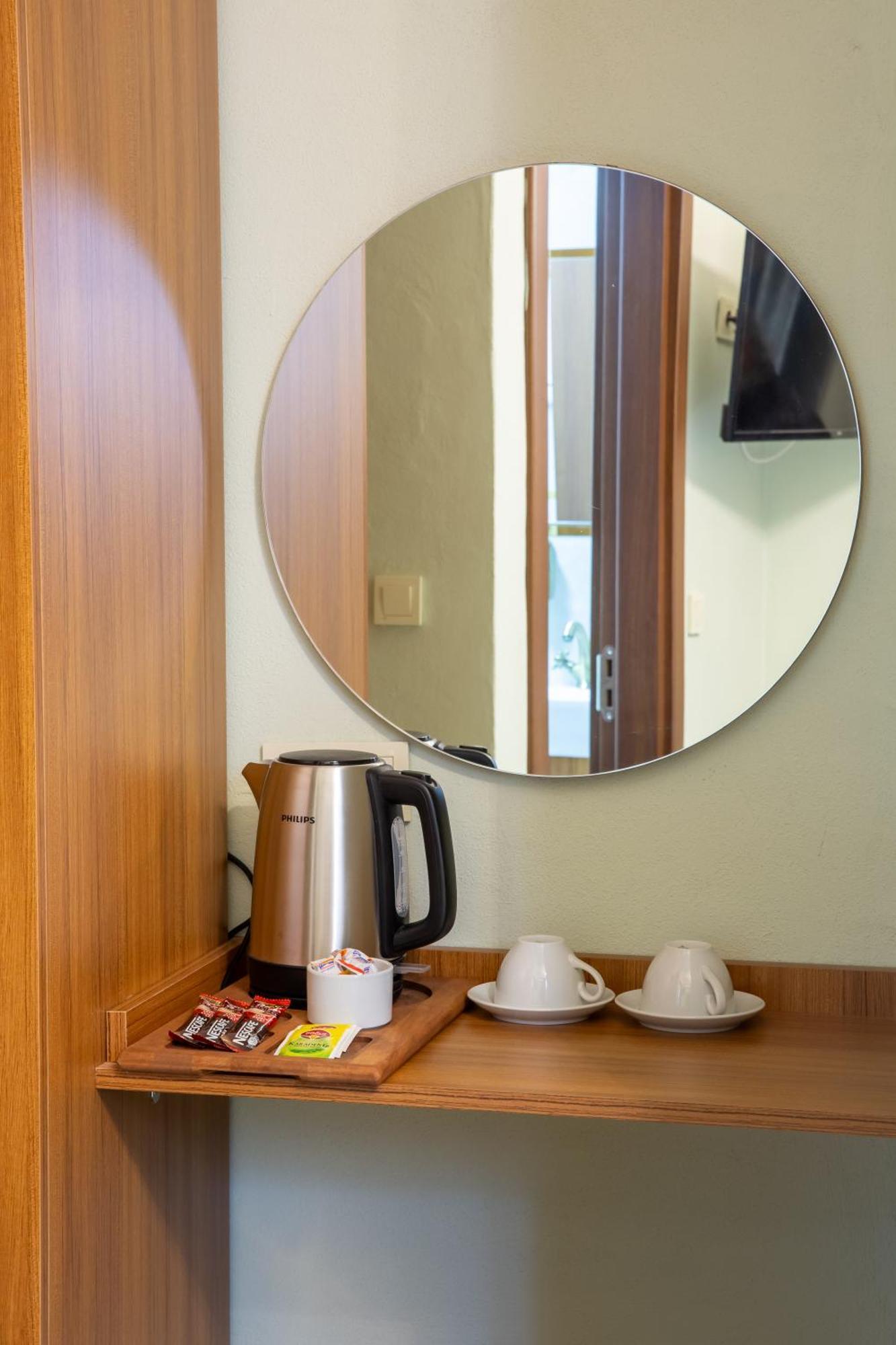 Sayina Hotel 3*