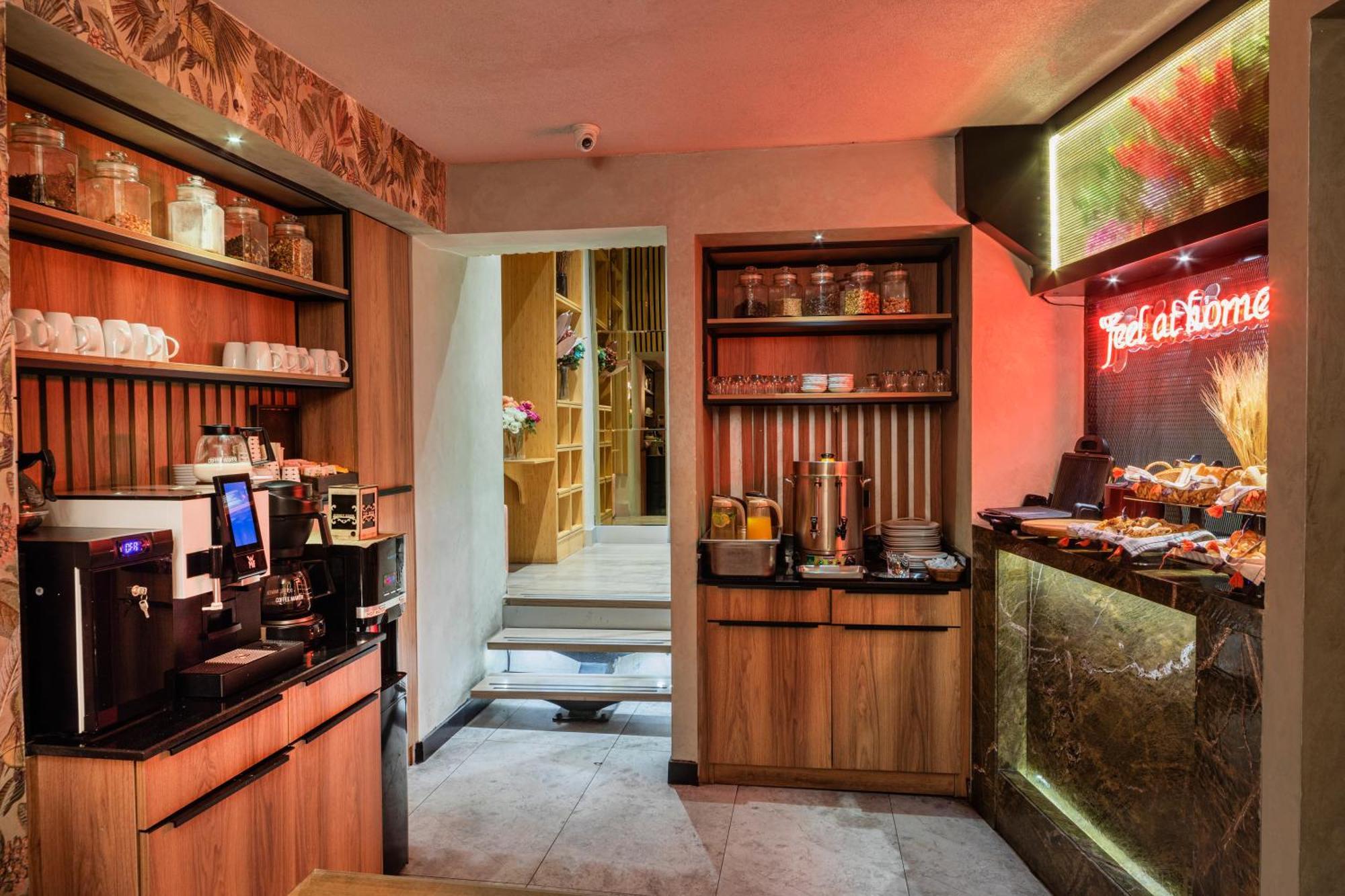 Ayramin Deluxe Hotel Taksim 2*