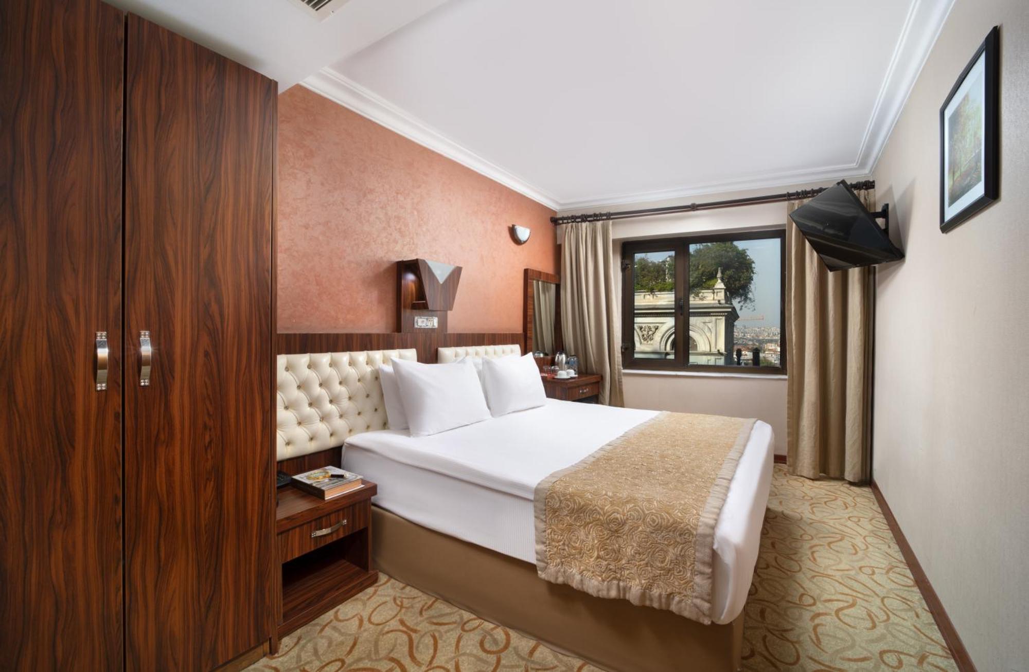 Elan Pera 3* Istanbul