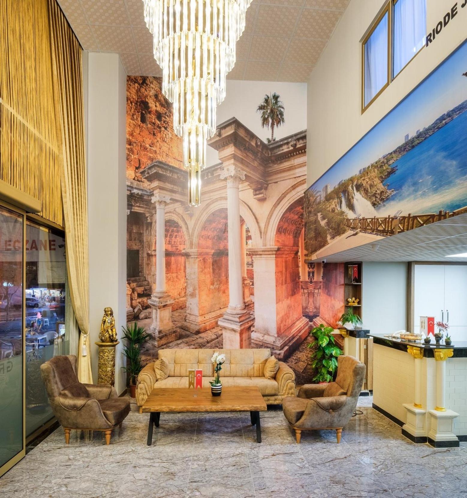Grand Gulluk & Center 4* Antalya