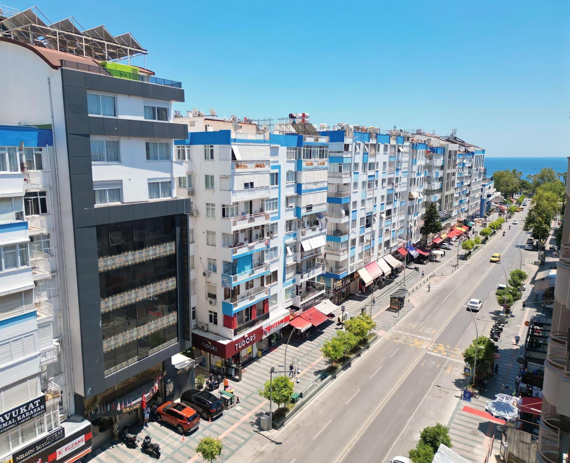 Grand Gulluk & Center Hotel Antalya