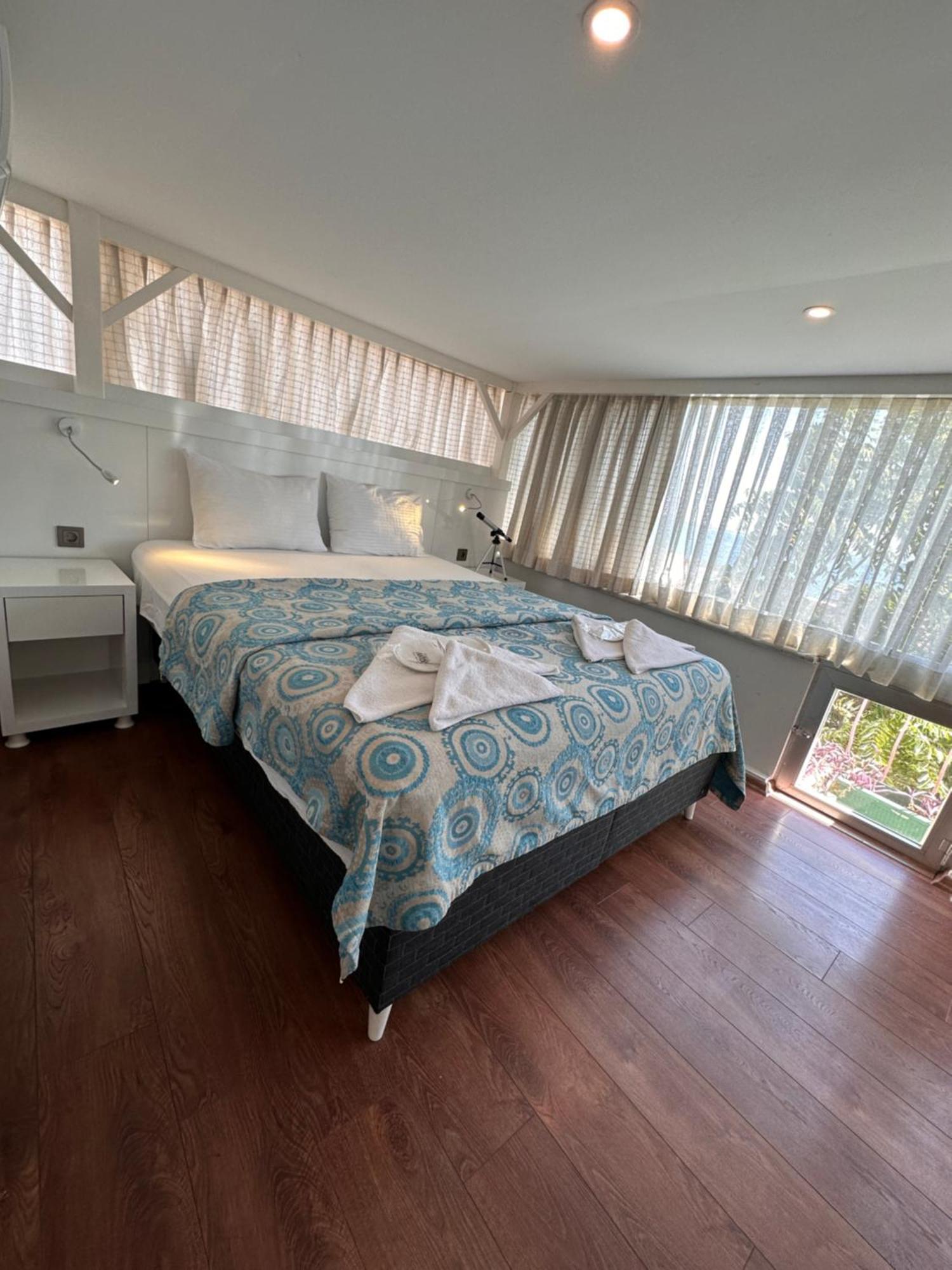 Antique Hotel 4*