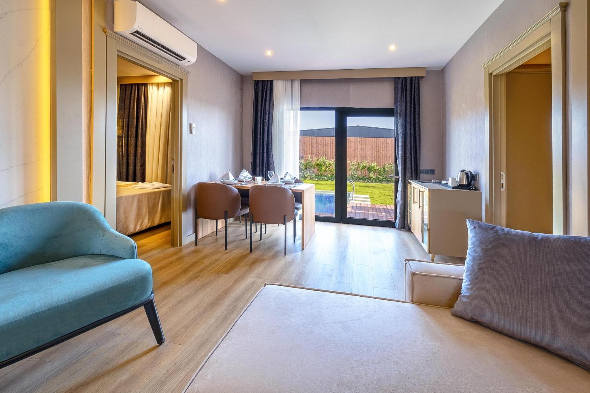 Resort Lago Hotel 5*