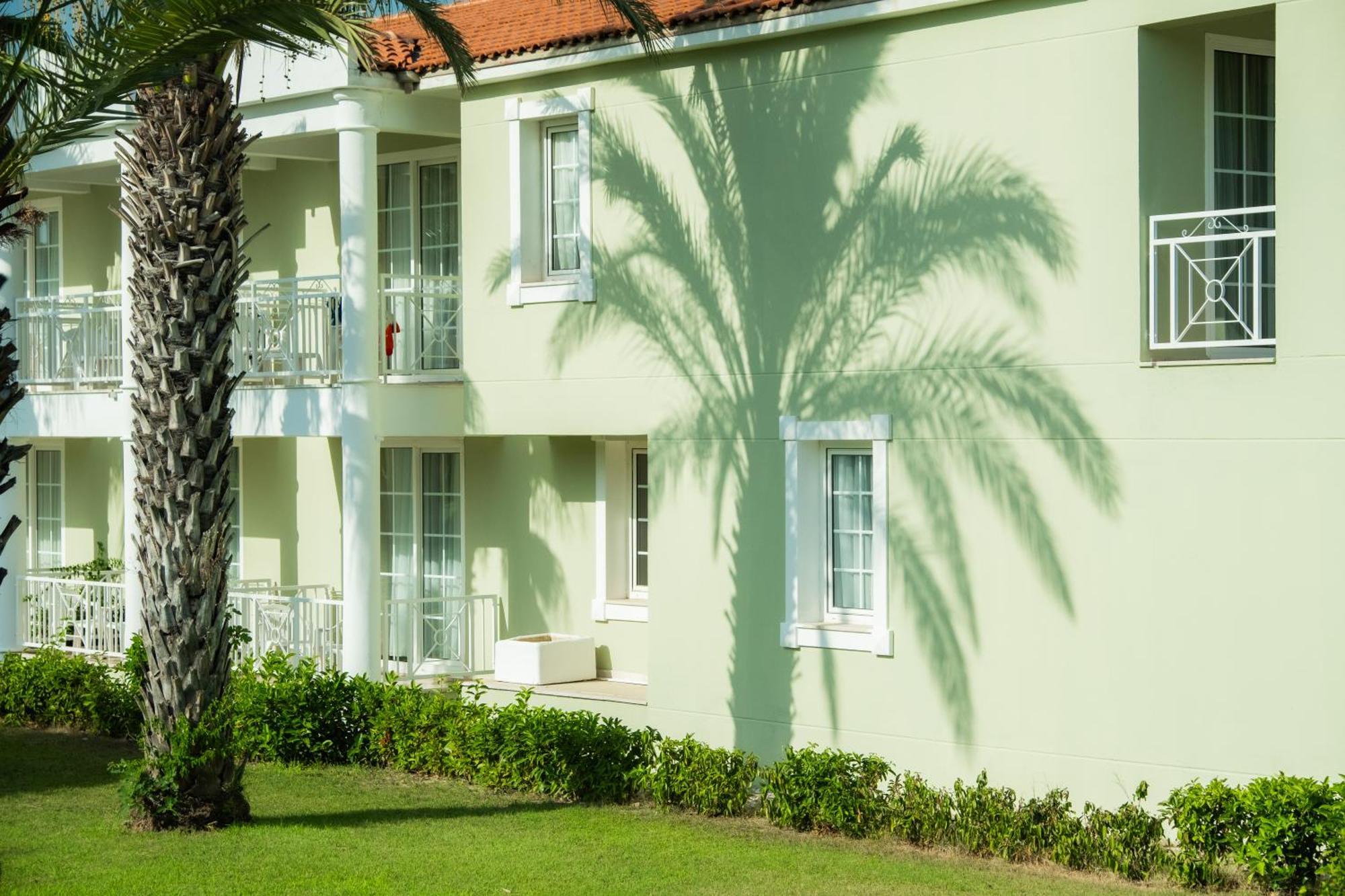 Resort Euphoria Palm 5*