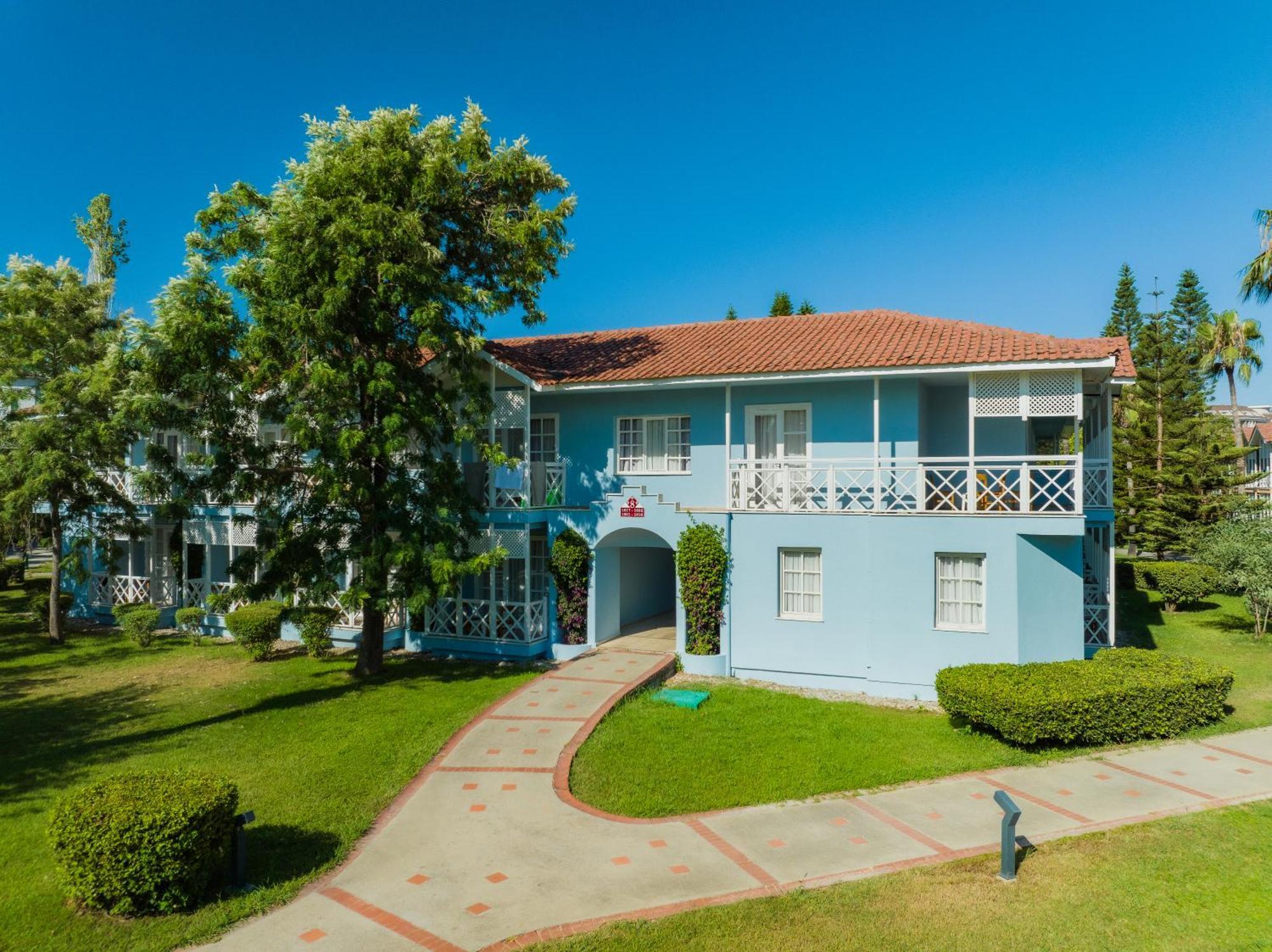 Euphoria Palm Resort 5*