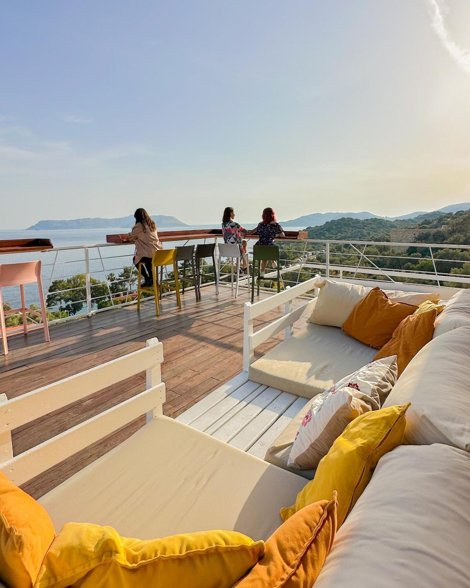 Hideaway 2*
