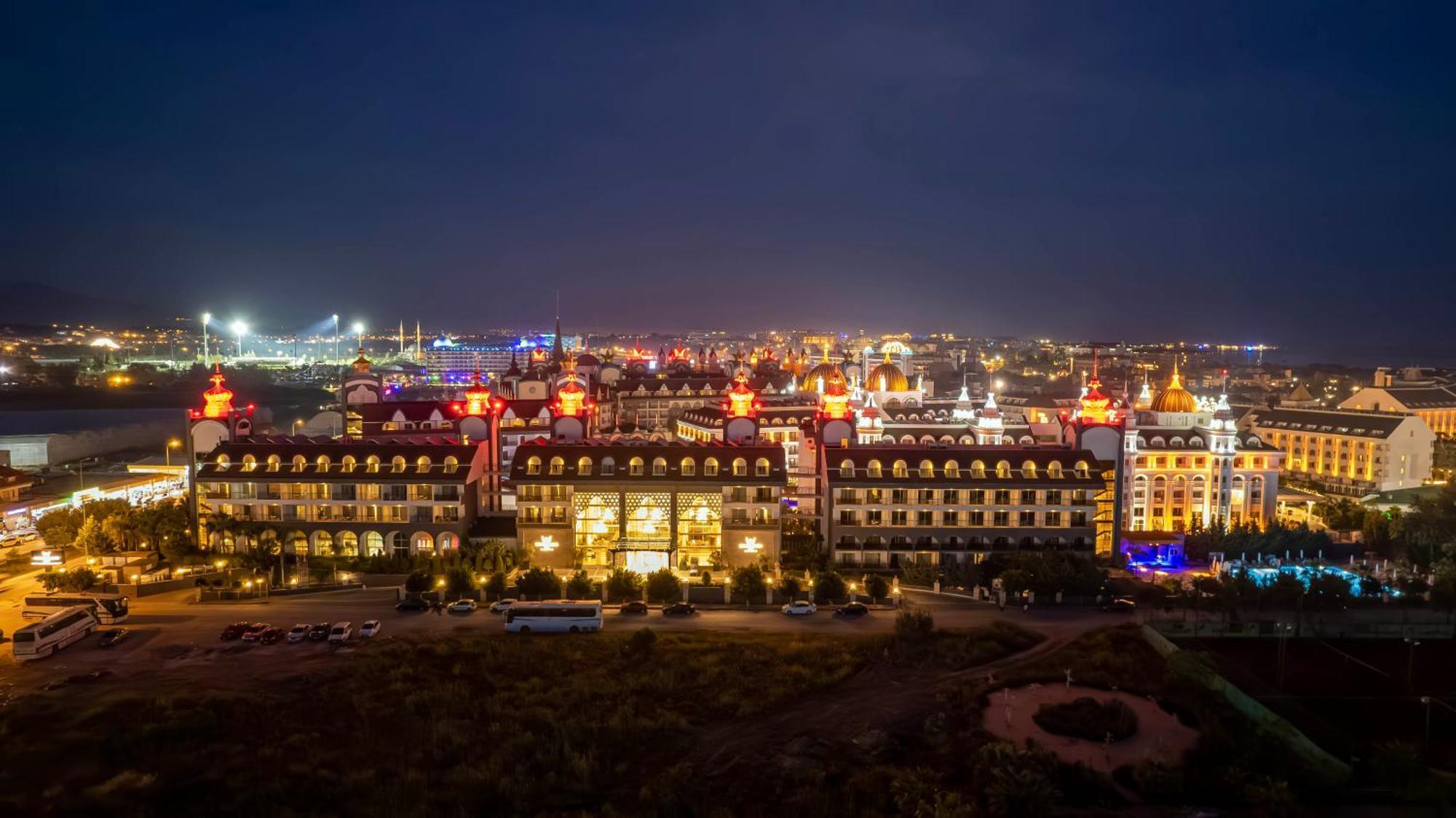 Hotel Well Palace Side