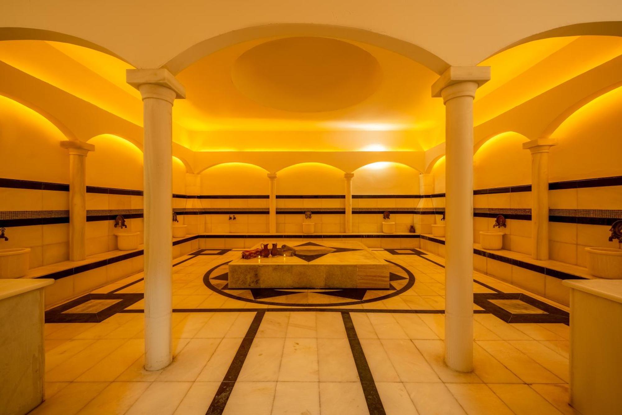 Selectum Family Side Hotel 5*