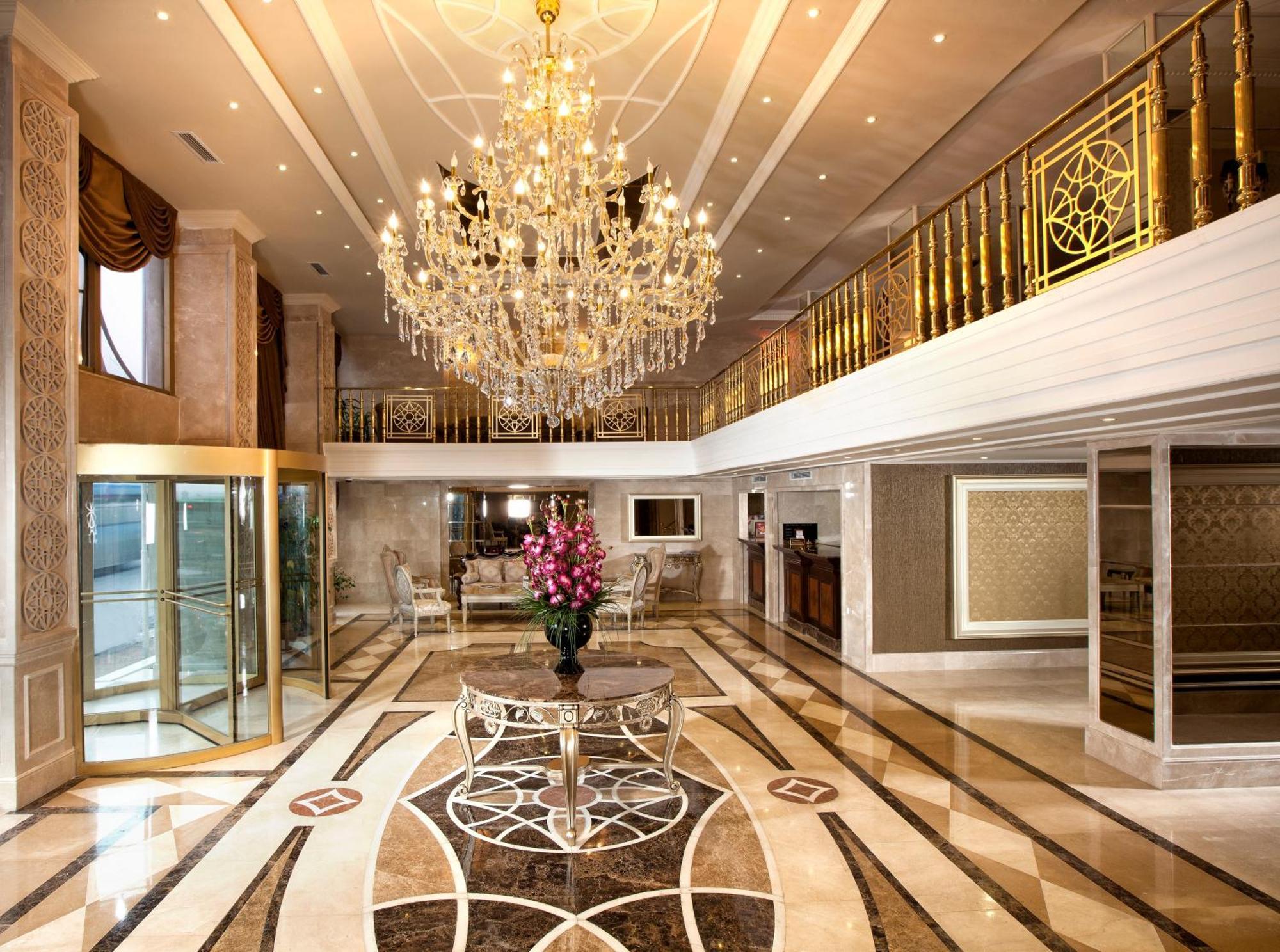 Grand Halic Goldenhorn