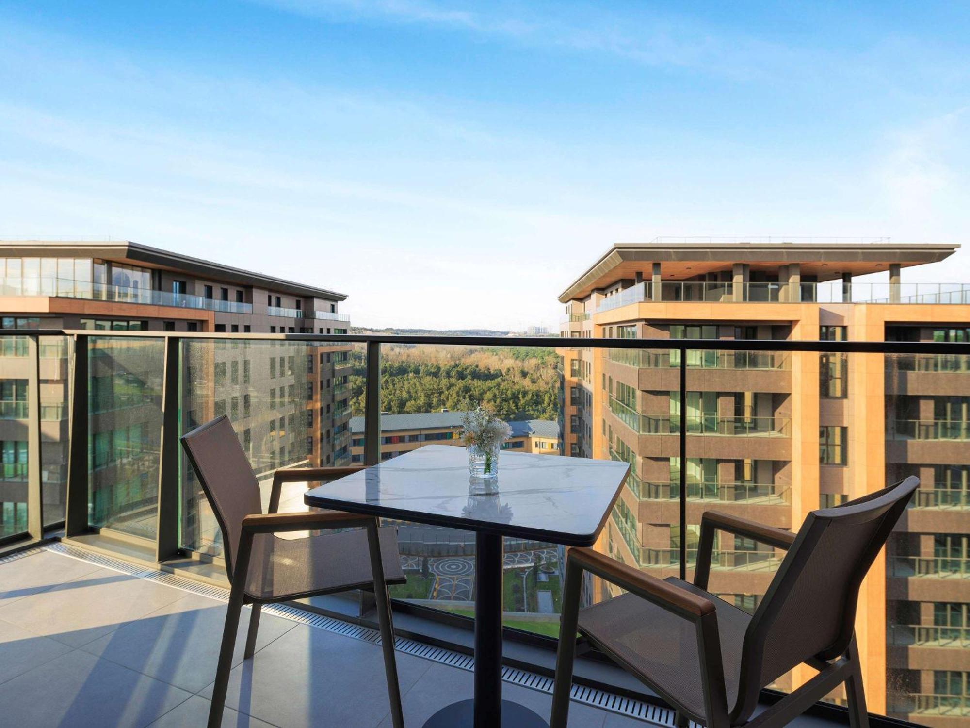 Hotel Movenpick Living Camlivadi Istanbul