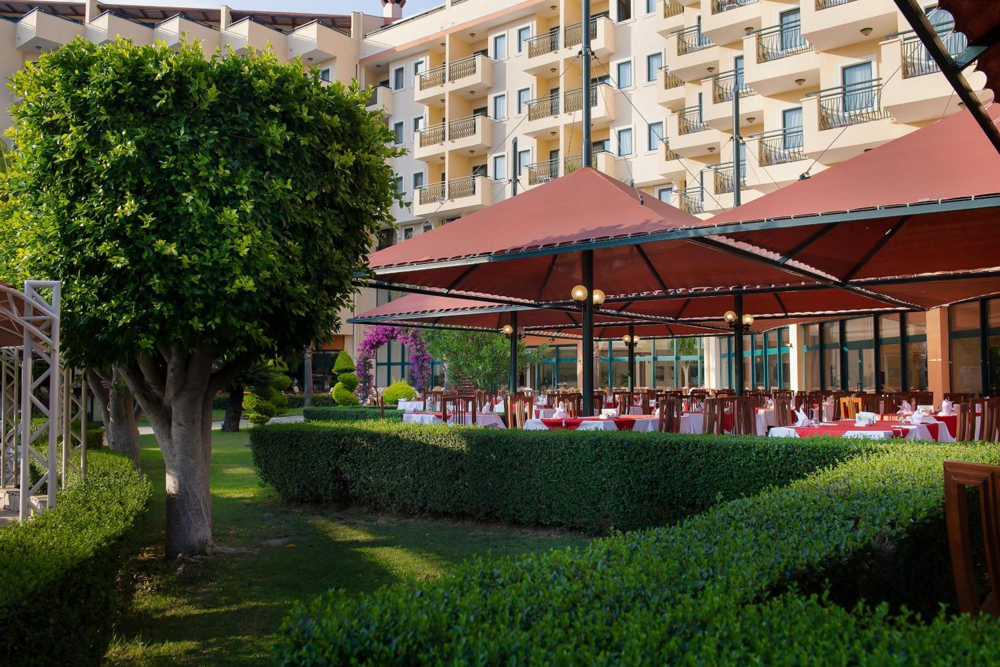 Miramare Queen 5* Side