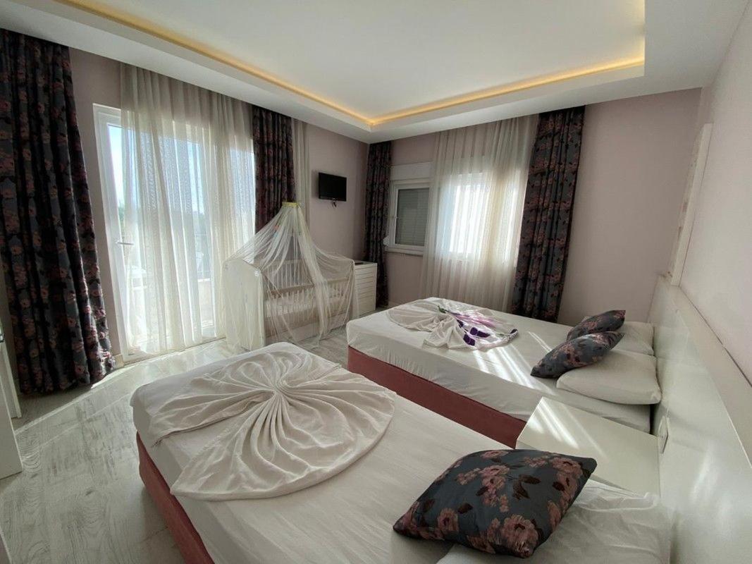 Beachway & 3* Side
